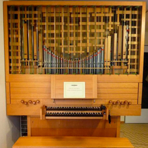 Órgão moderno da Igreja de Dume